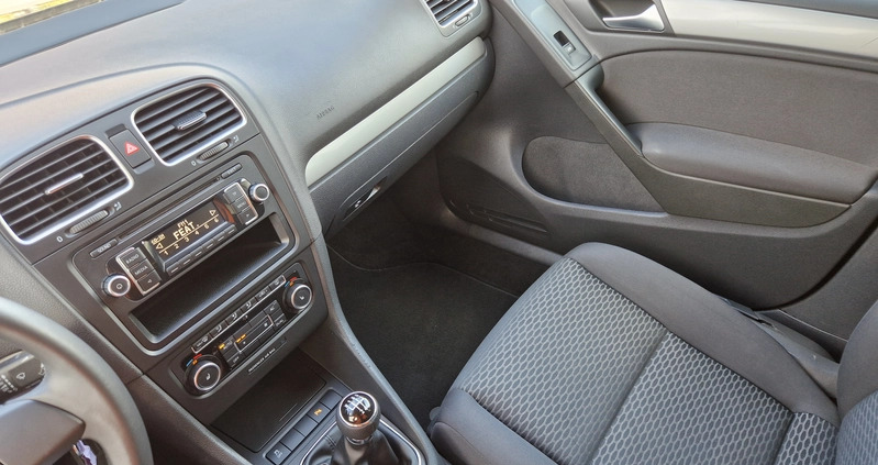 Volkswagen Golf cena 24999 przebieg: 201000, rok produkcji 2011 z Frampol małe 667